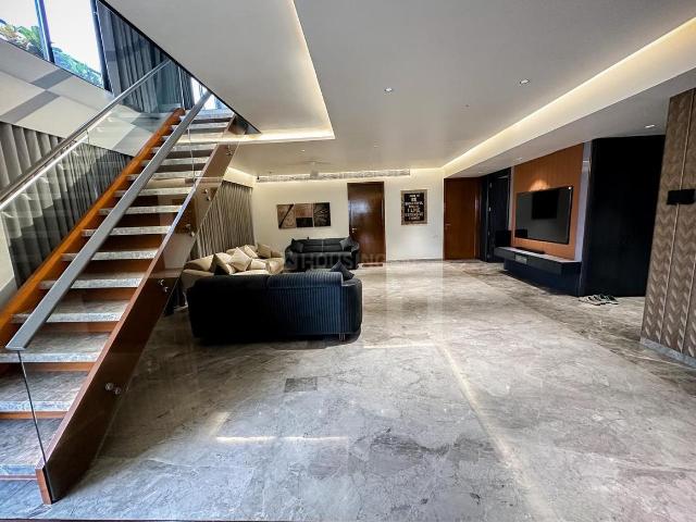 4 BHK Penthouse in Iscon Ambli Road for rent Ahmedabad. The reference number is 20185464