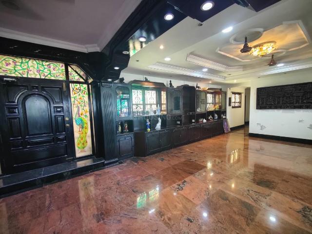4 BHK Penthouse in Nungambakkam for resale Chennai Central. The reference number is 17051545