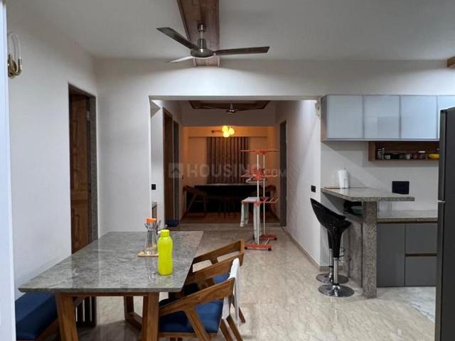 4 BHK Penthouse in Sola for rent Ahmedabad. The reference number is 19929724