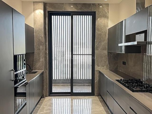 4 BHK Penthouse in Safdarjung Enclave for resale New Delhi. The reference number is 17087836