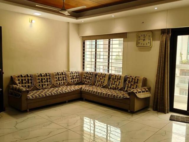 4 BHK Penthouse in Vasna for rent Vadodara. The reference number is 19091722