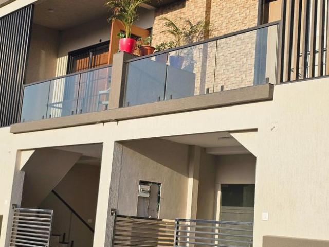 4 BHK Studio in Vanakala for resale Surat. The reference number is 16793601