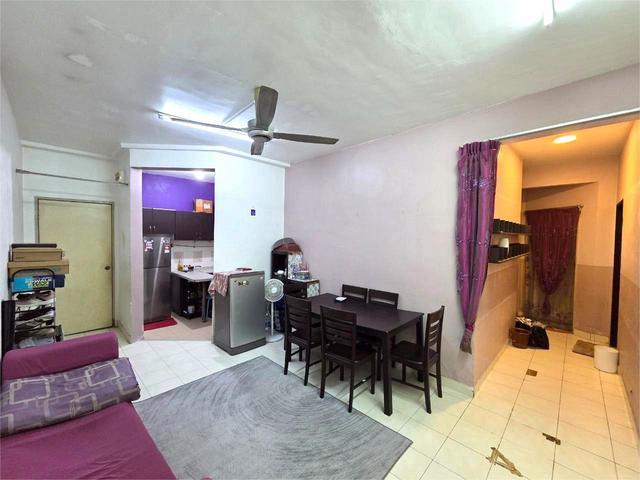 4 BILIKPangsapuri Komuter Raya Seksyen 19 Shah Alam For Sale