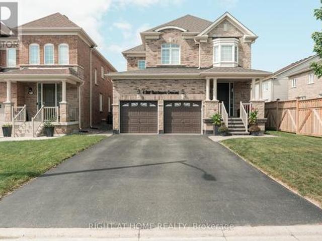 4 Bill Hutchinson Crescent, Clarington, ON, L1C 7E1 house for sale | Listing ID E13699 | Royal LePage