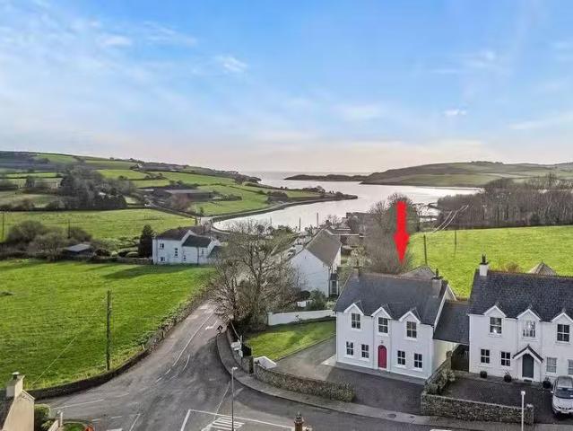4 Curraghgrane Beg, Ring, Clonakilty, Co Cork, P85K104 is for.