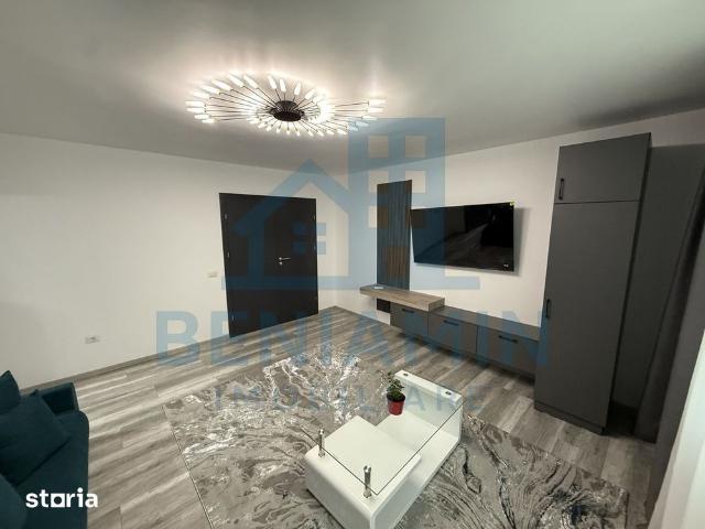 4 camere 93mp mobila utilat lux Hotel Ramada