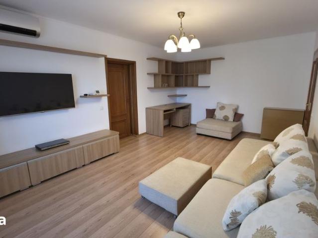 4 camere, 100mp Vedere Parc, Centrală, Renovat, 3 Boxe, Dressing, Lux