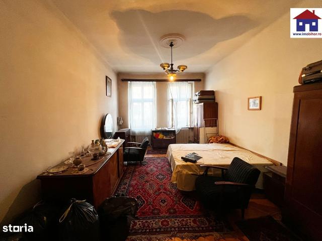 4 camere, apartament de vanzare Bihor judet, Strada Mihai Eminescu 9278 •