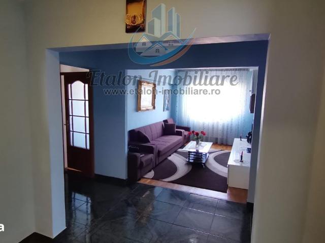 Apartament 4 camere decomandat, Bloc 1990 zona 1 MAI Piatra Neamt