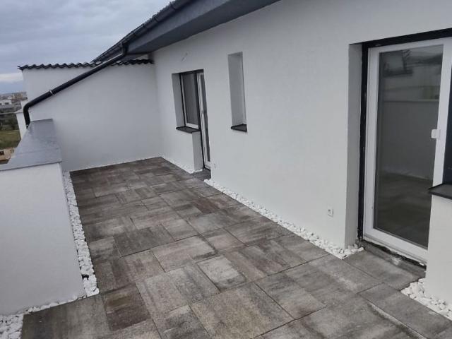 INTABULAT, Penthouse la cheie, 4 camere, SMART, 2 bai, terasa 20 mp
