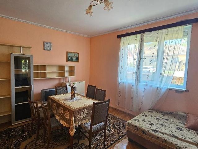 4 camere, casa de vanzare Alba judet, Aiud 8977 •