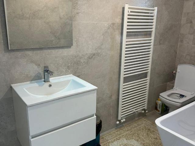 4 camere, casa de vanzare Arges judet, Mioveni 9083 •