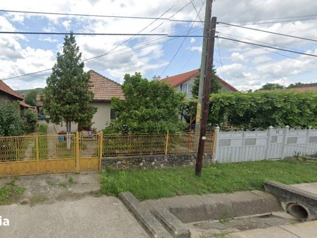 Casa 80mp + Anexe si Teren 525 mp, Onesti Bacau