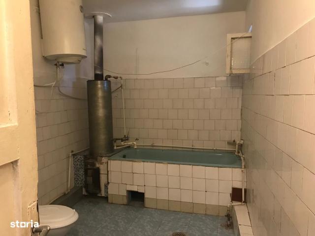 4 camere, casa de vanzare Bihor judet, Oradea 9009 •