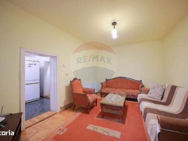 4 camere, casa de vanzare Bihor judet, Strada Maciesului 9129 •