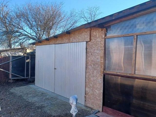 4 camere, casa de vanzare Braila judet, Maxineni 9140 •