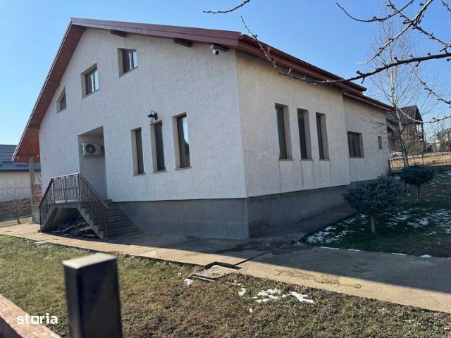 4 camere, casa de vanzare Iasi judet, Valea Lupului 9278 •
