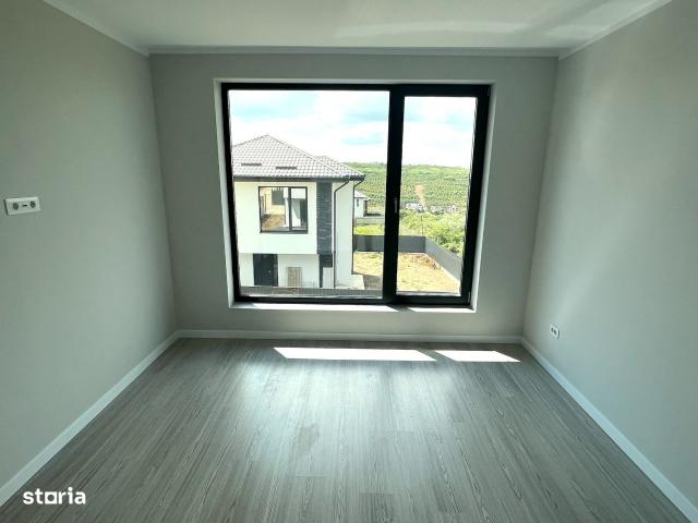 4 camere, casa de vanzare Iasi judet, Bucium 7008 •