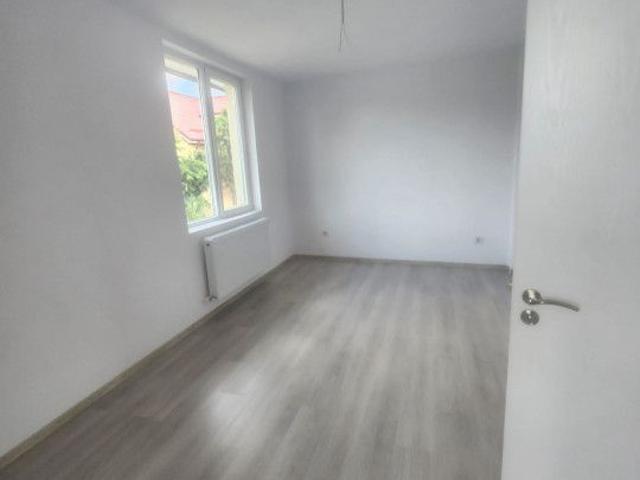 Vila /Duplex Bragadiru str Monumentului id nr 8