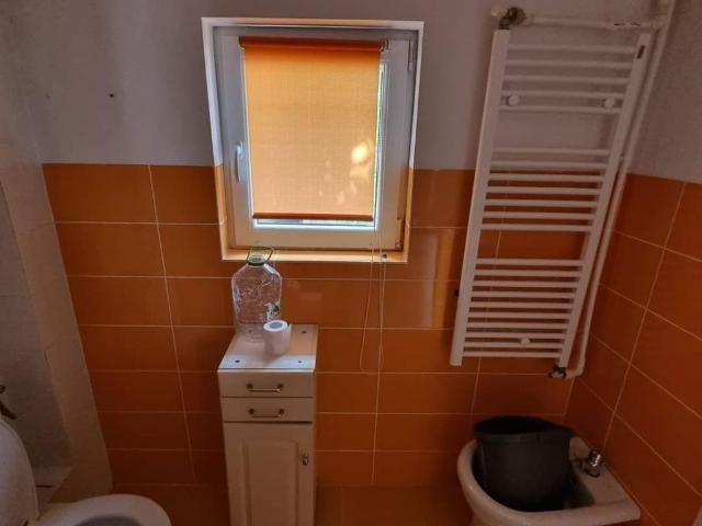 4 camere, casa de vanzare Neamt judet, Roman 9019 •