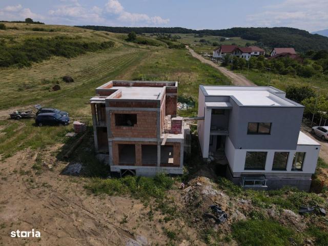 4 camere, casa de vanzare Sibiu judet, Selimbar 7733 •
