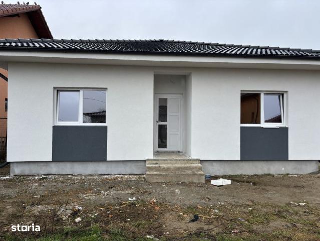 Casa individuala, 4 camere, 94 mp utili, 510 mp teren in Bucovat