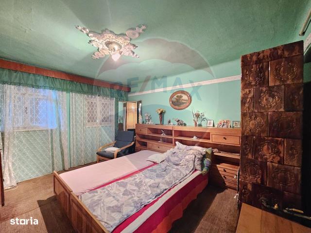 4 camere, casa de vanzare Timis judet, Strada Timotei Cipariu 8843 •