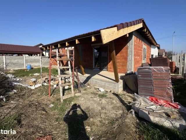 4 camere, casa de vanzare Timis judet, Utvin 9240 •