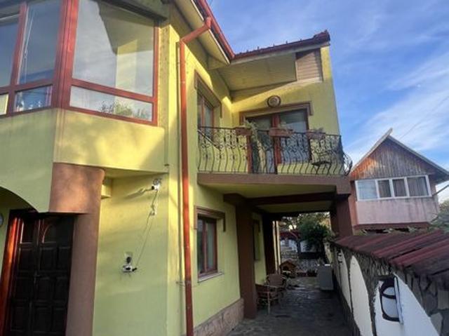 4 camere, casa de vanzare Valcea judet, Racovita 9239 •