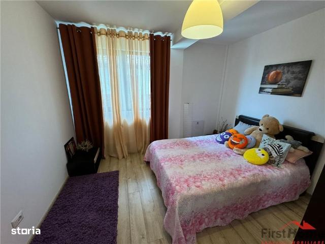 4 camere, casa de vanzare Vrancea judet, Strada Alunului 8866 •
