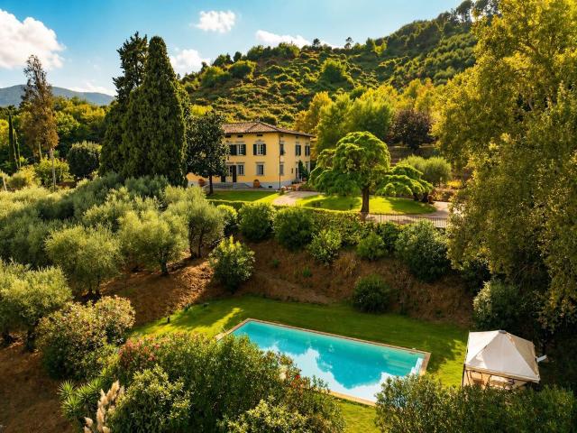 4 Camere da letto Villa Toscana in vendita A1190rv27. 540m² Capannori