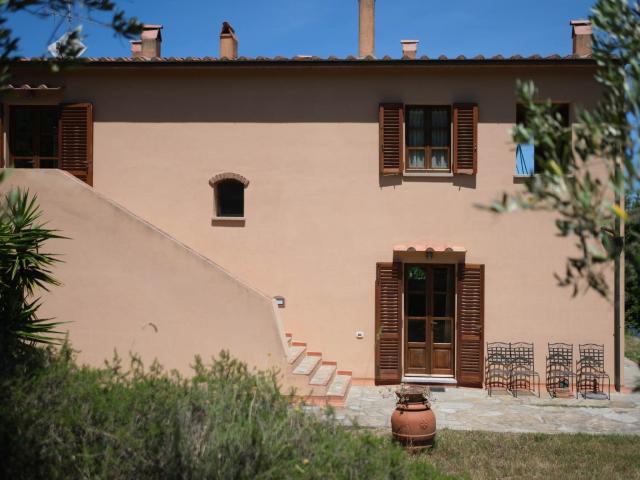 4 Camere da Letto Casale in Toscana In Vendita A9591fr. 238m² Rio Marina