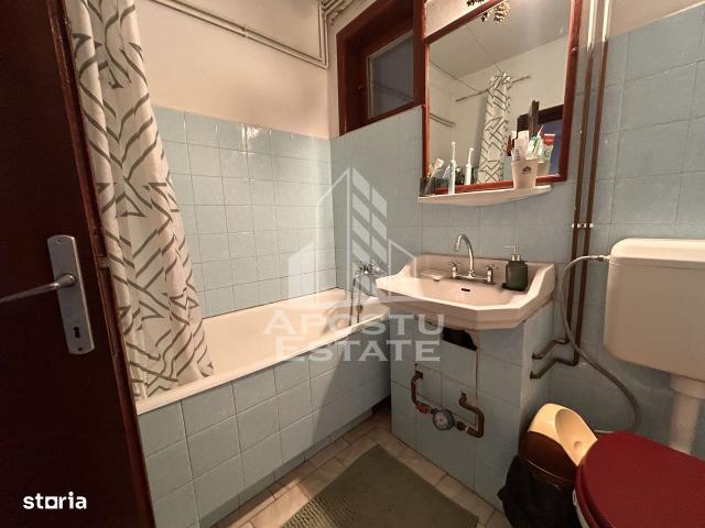 4 camere decomndat Piața Unirii | Terasă, parcare în curte securizata