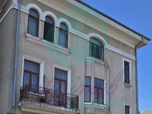 4 camere in Vila interbelica 106mp Centrala proprie Calea Calarasilor