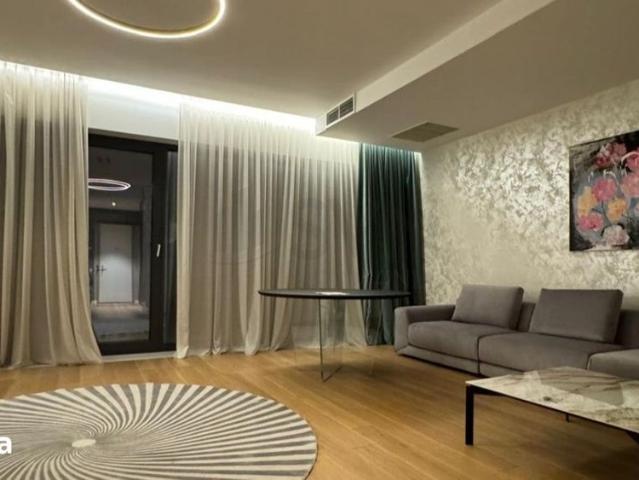 4 camere One Herastrau Park