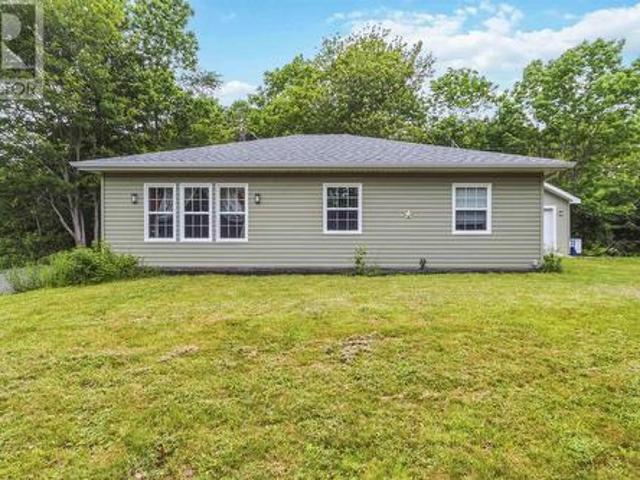 4 Camperdown Road, Hebbs Cross, NS, B4V 0W6 house for sale | Listing ID 202614 | Royal LePage