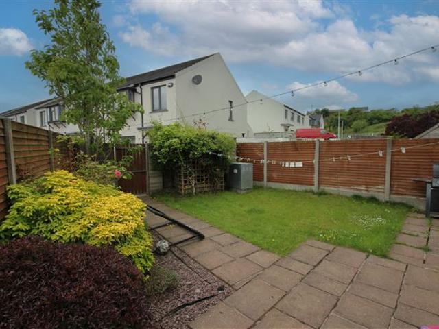 4 Castle Rock, Meadowlands, Macroom, Cork Killian Lynch Auctioneers Valuers & Estate Agents 4939 MyHome. Ie Residential