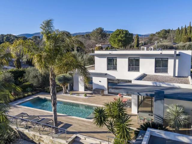 4 chambres Maison Alpes Maritimes À vendre 10675