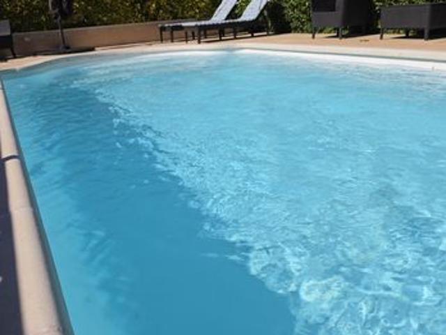 4 chambres, garage, piscine