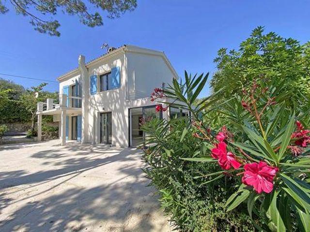 4 chambres, Le Rouret Provence Alpes Côte d'Azur 06650 LS90765947