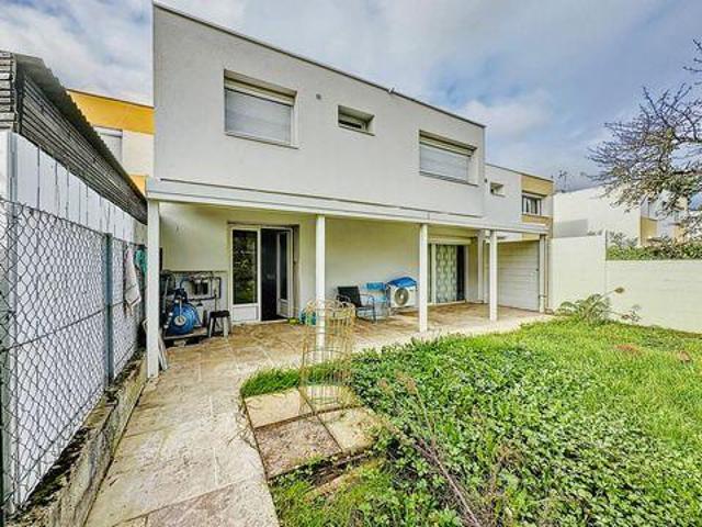 4 chambres, Vaulx En Velin Rhône Alpes 69120 82332870