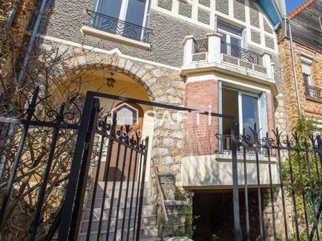 4 chambres, Versailles Île de France 78000 90462177