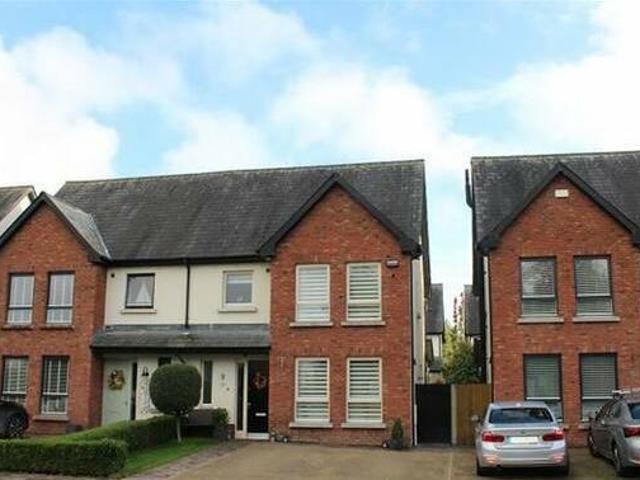 4 chapelwood close hollystown dublin 15