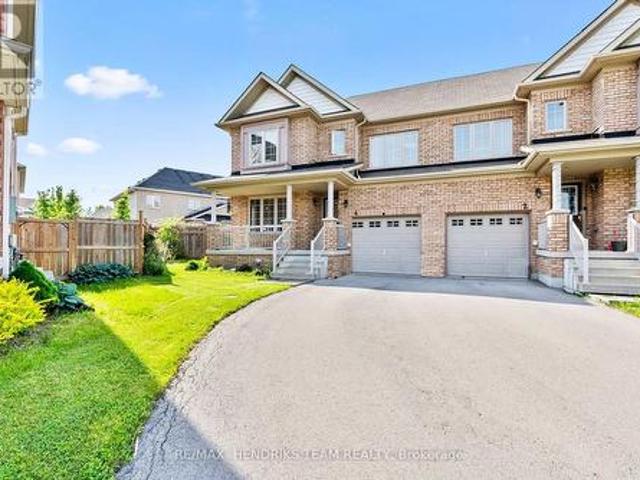 4 Durham Way, St. Catharines Glendale/Glenridge, ON, L0S 1J0 house for sale | Listing ID X13214 | Royal LePage