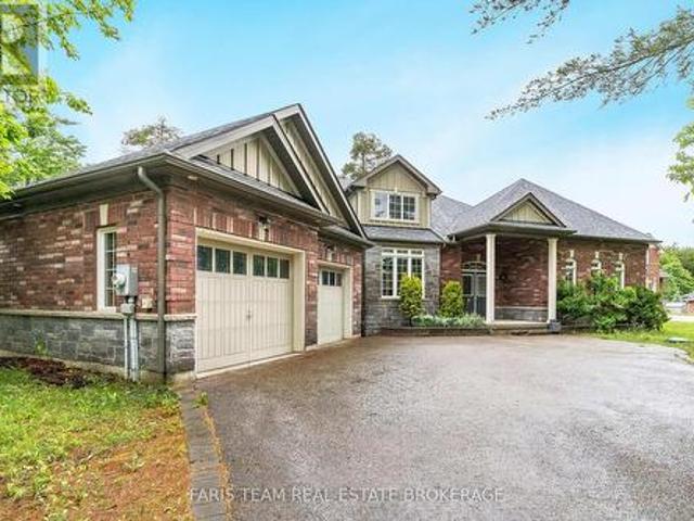 4 Diamond Valley Drive, Oro Medonte, ON, L0L 2E0 house for sale | Listing ID S13467 | Royal LePage