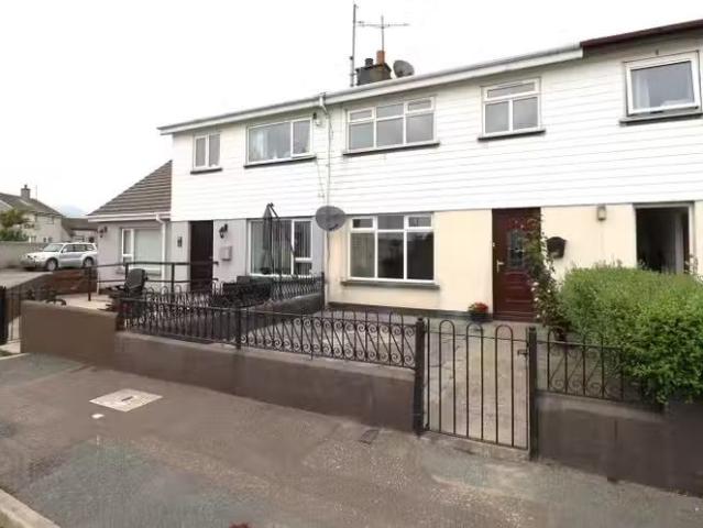 4 Donard Crescent