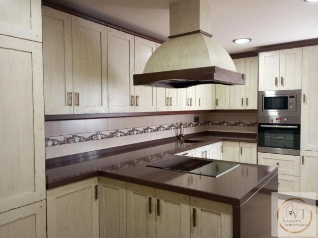 4 Dormitorio Casa TORREDONJIMENO Jaén LS100003427