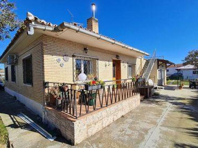 4 Dormitorio Casa Zaragoza Área De Zaragoza LS87740392