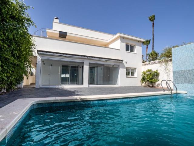 4 Dormitorio Casa Alicante Communidad Valencia LS93327904