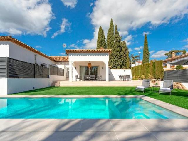 4 Dormitorio Casa Córdoba Córdoba LS85281454